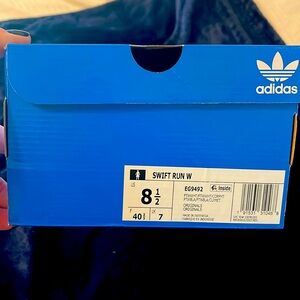 White Adidas swift run size 8 1/2 worn once